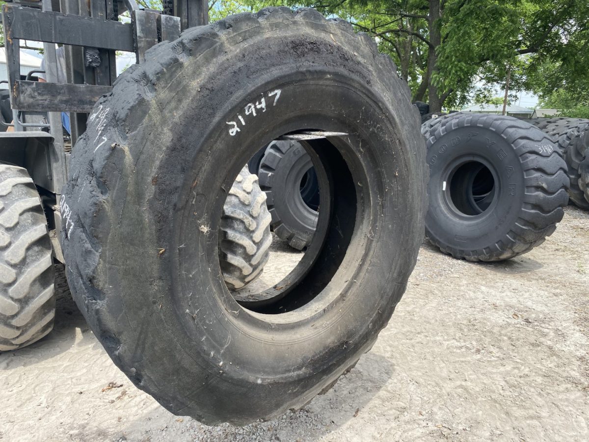 18.00X33 YKS E4 E-4