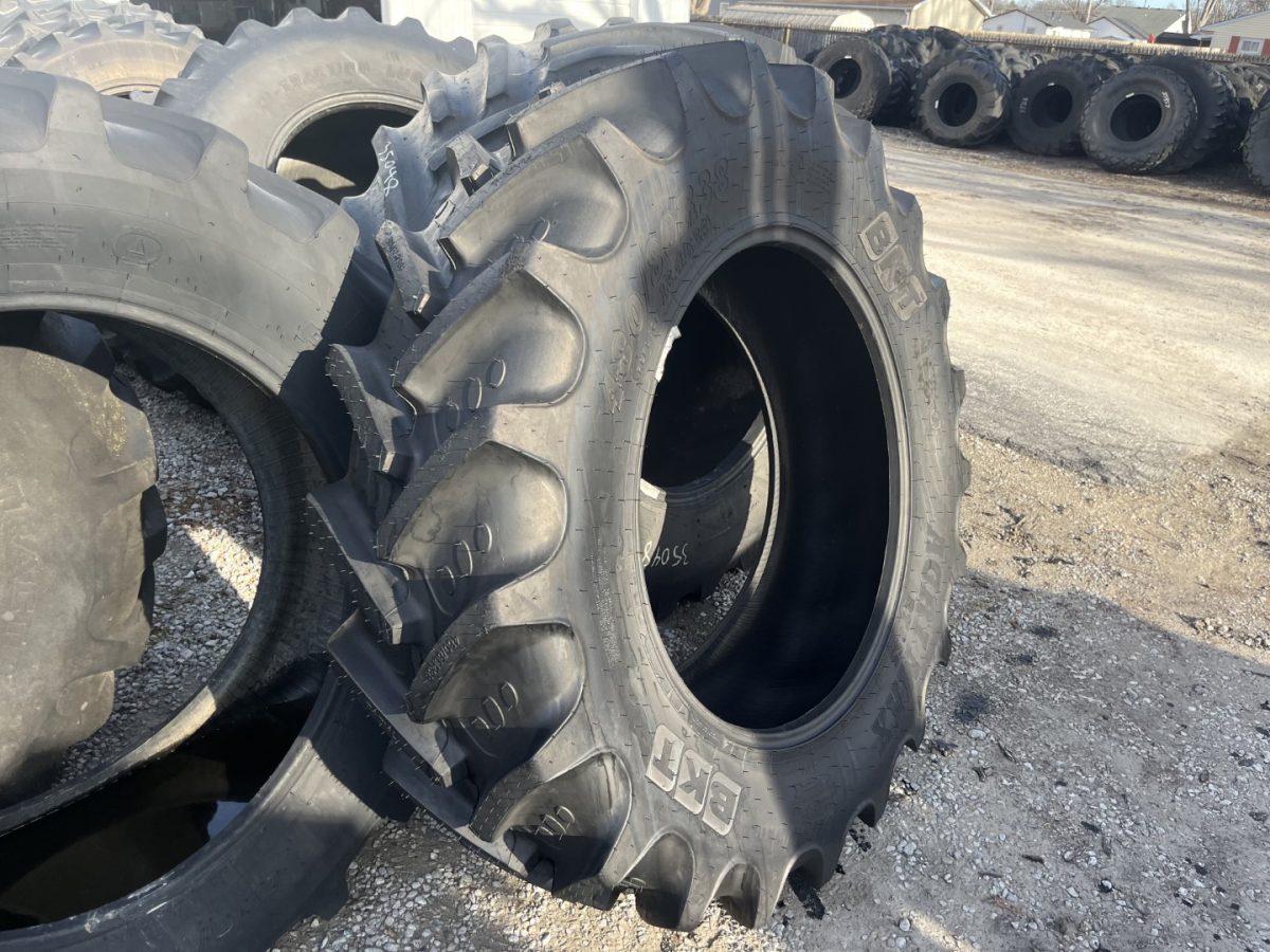 18.4R38 BKT Agrimax RT 855 R-1W
