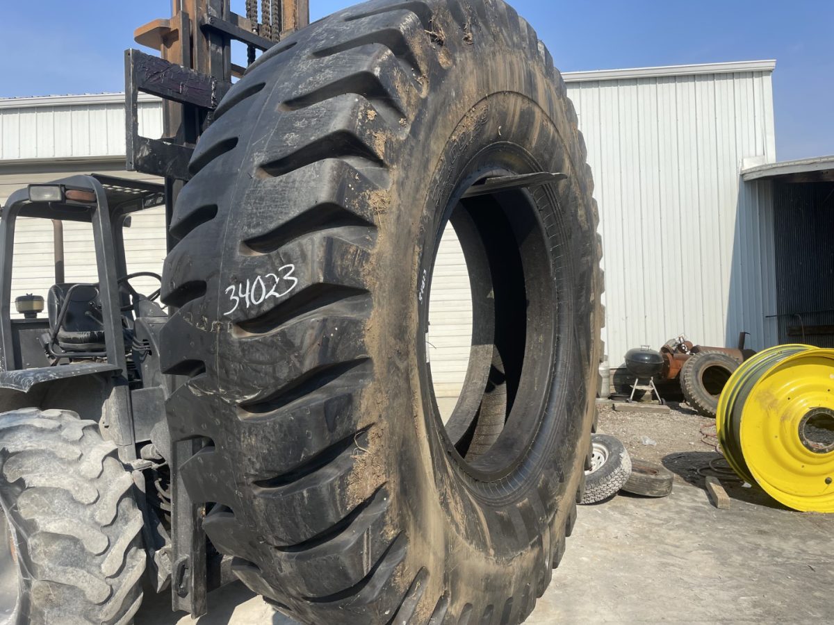 27.00X49 Advance Rock Deep Tread E-4