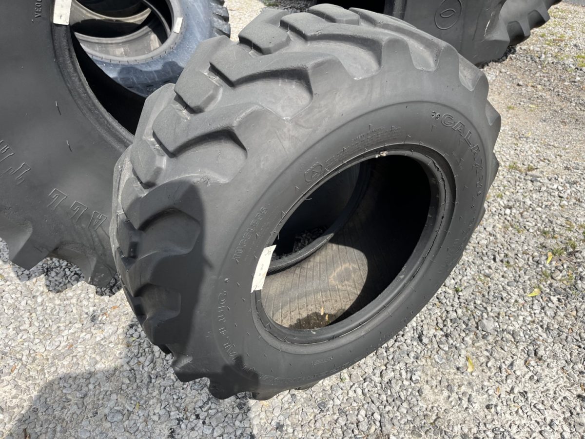 12.5/80X18 Galaxy Super Industrial Trial Lug R-4