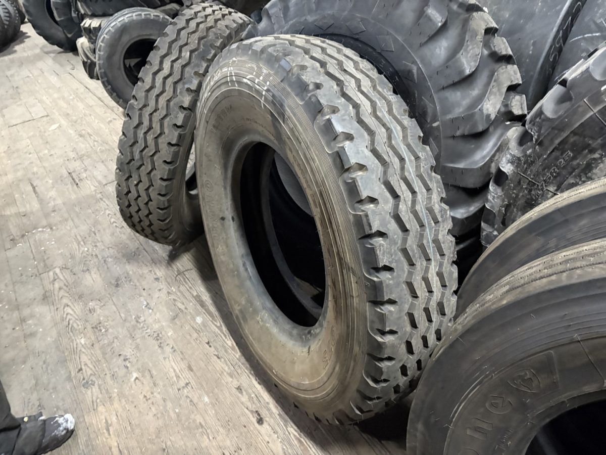 12.00R24 Kumho Power Fleet 973 Highway