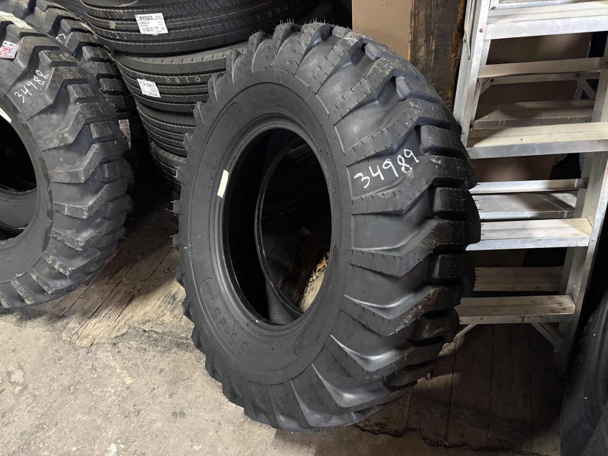 15.5x25 Specialty Tires of America American Contractor E-2/L-2/G-2