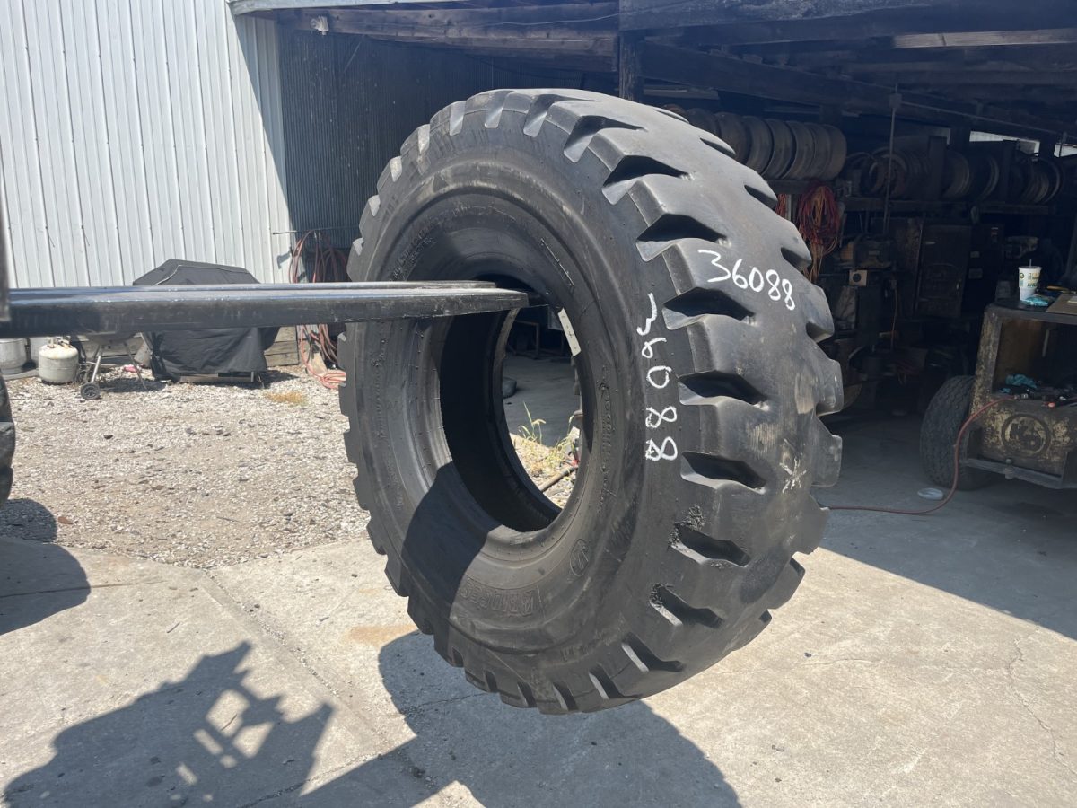 16.00R25 Bridgestone VCHD IND/L-4