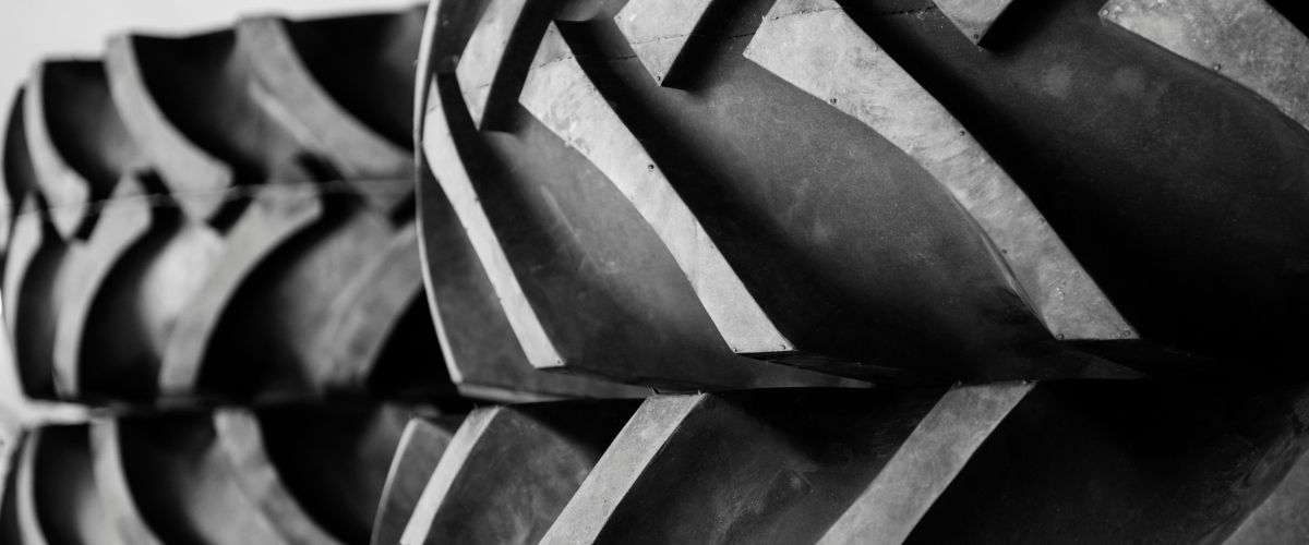 How to Choose the Right Tire Based on Your Application